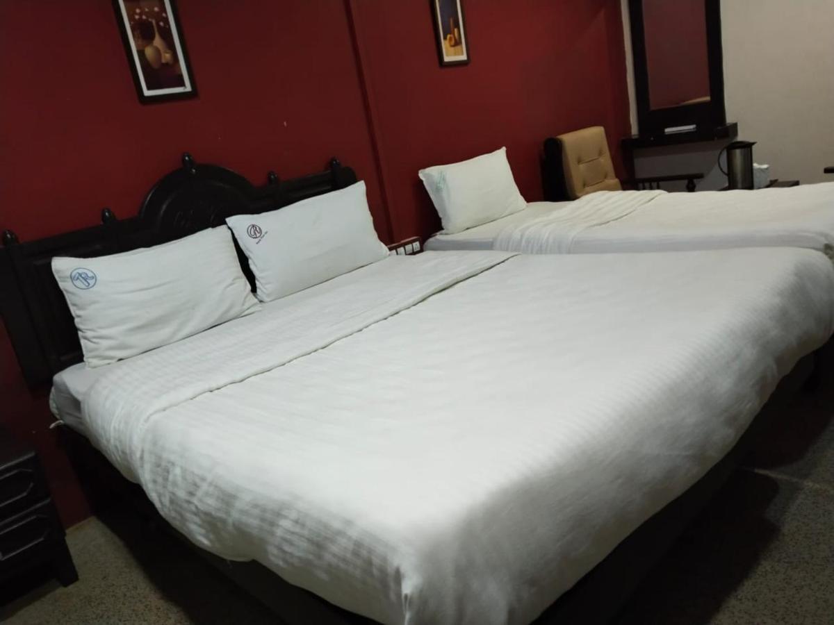 Hotel Seven Roads Кодайканал Екстериор снимка